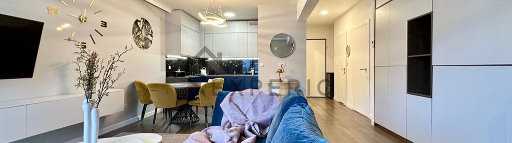 Walońska 60m2/parking place/storage/river view