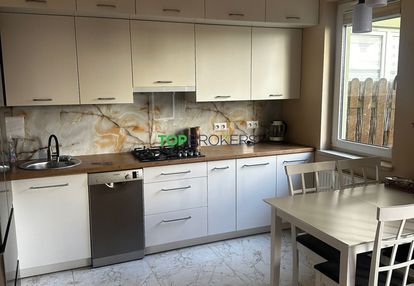 Komfortowe trzy pokoje dla rodziny, ogródek