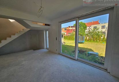 Podpiwniczony bliźniak 200m2, 2021r. pogodno