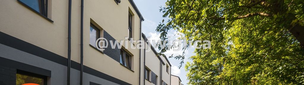 Ekologiczne szeregi w iwinach-kameralne osiedle