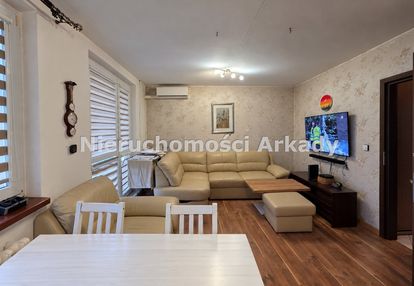 M6 | 70 m² | 4 pokoje | 8. piętro | widok na góry