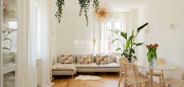 3m apartament w modernistycznej kamienicy grójecka