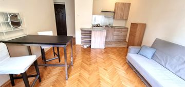 Okazja - 2 pokoje, parking, 1500 zł