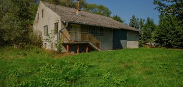 Dom z piękną 70 arową działką  w szczurowej