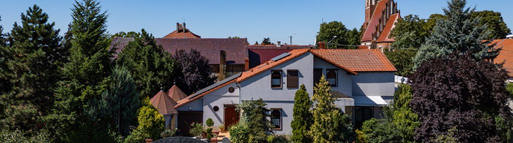 Dom z ogrodem| 219,8 m² | 5 pokoi | 2 łazienki
