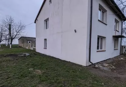 Dom na sprzedaż 200m2