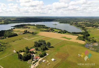 Z dojściem do jeziora, możliwość podziału zabudowy