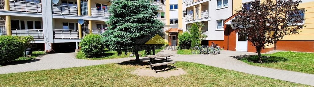 Mieszkanie dwupoziomowe z dwoma balkonami