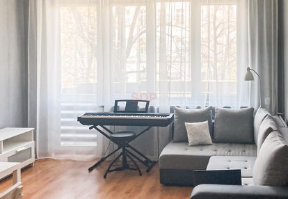 2-pokojowe mieszkanie z balkonem w centrum.