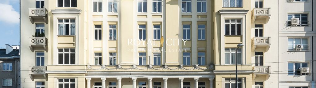 2 pokoje idealne inwestycyjnie w ścisłym centrum.