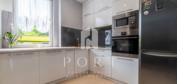 Dom w zabudowie bliżniaczej- kębłowo