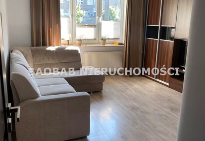 Wynajmę 3 pokoje al. niepodległości róg koszykowej