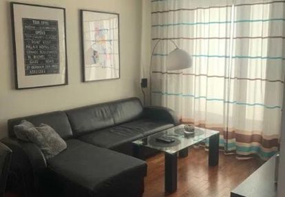 Dwupoziomowe mieszkanie na wawrze