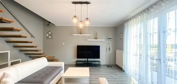 Dwupoziomowe, zamykane osiedle, komórka, parking !