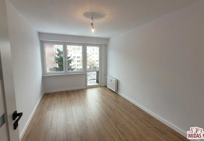 39m2+5,45m2 piwnica, 2 pokoje,balkon,2 piętro,las!