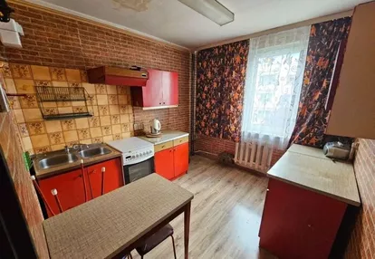 Trzypokojowe mieszkanie do remontu- Kalinowa