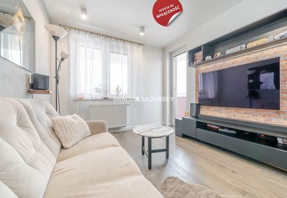 Nowoczesne mieszkanie na osiedlu złocień