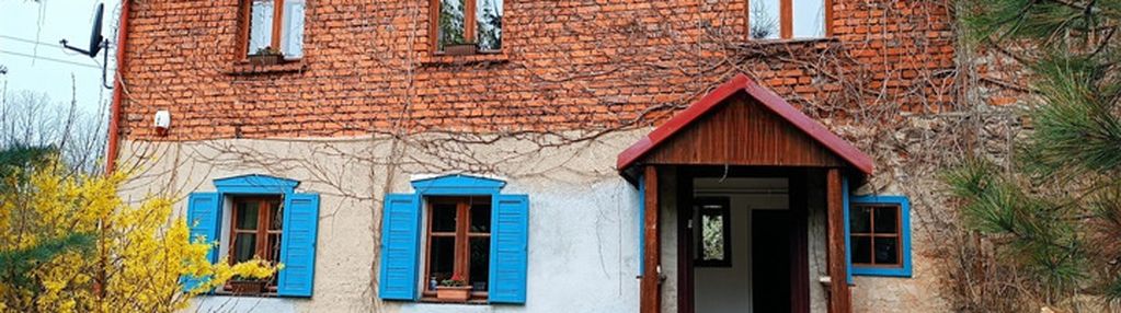 Dom w stylu hiszpańskim w górach sowich