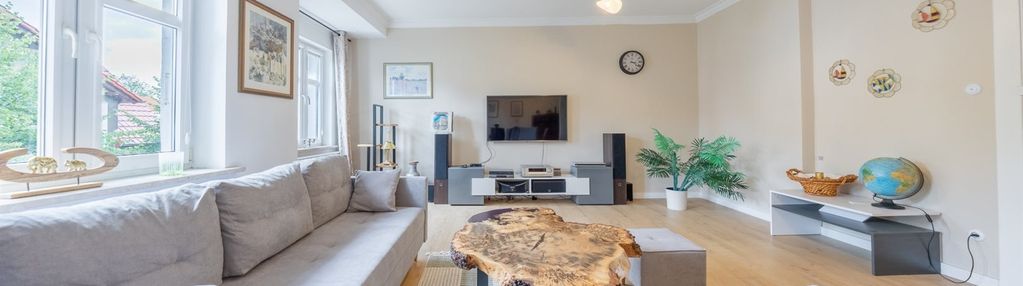 Przestronne mieszkanie na sprzedaż w trzciance.