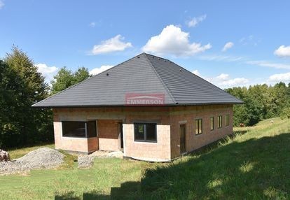 Piękny parterowy dom z dużą działką- gm. łapanów