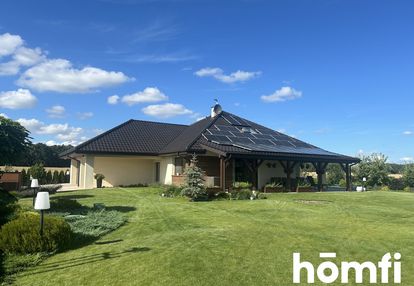 Piękny, inteligentny dom wolnostojący z basenem