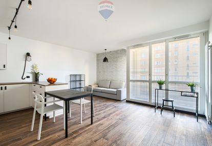 2 pokoje 38 m² | park skaryszewski | garaż