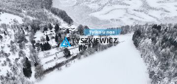 Działka na wzniesieniu z widokiem na jezioro