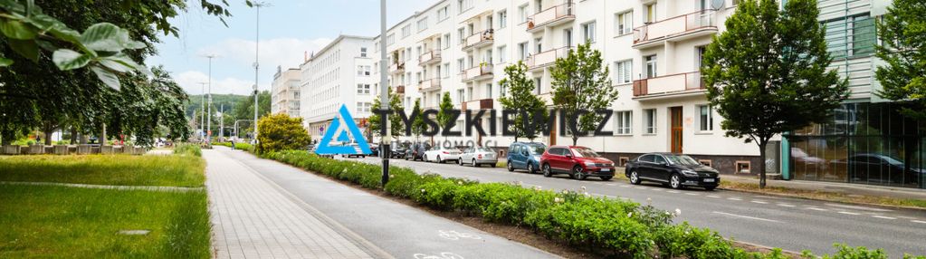 Doskonała lokalizacja blisko bulwaru.