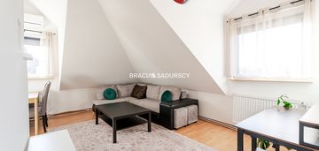 Skawina, ul. głowackiego | 3 pokoje z antresolą |