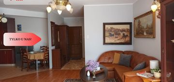 Słoneczne mieszkanie z garderobą i aneksem