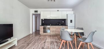 3 pokoje / os. muchobór mały / dom jednorodzinny