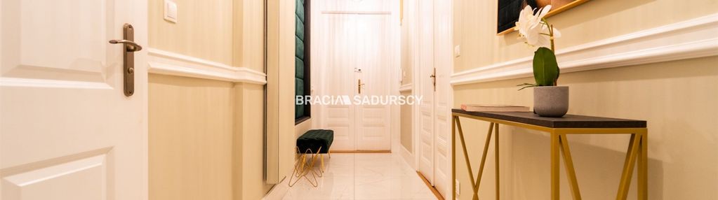 4 pokoje w secesyjnej kamienicy