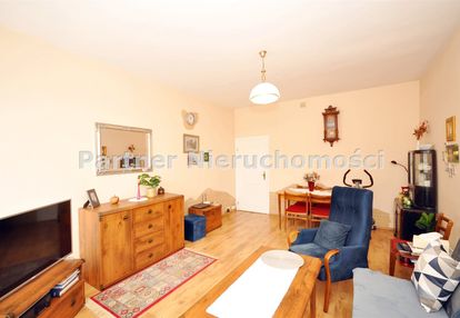 Przestronne mieszkanie blisko starówki, blok cegła