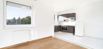 Apartament w nowoczesnej willi blisko morza