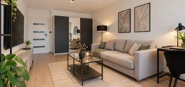 Po generalnym remoncie | wysoki standard | balkon