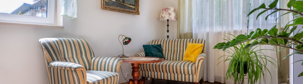 Dwupokojowy apartament w spokojnej okolicy