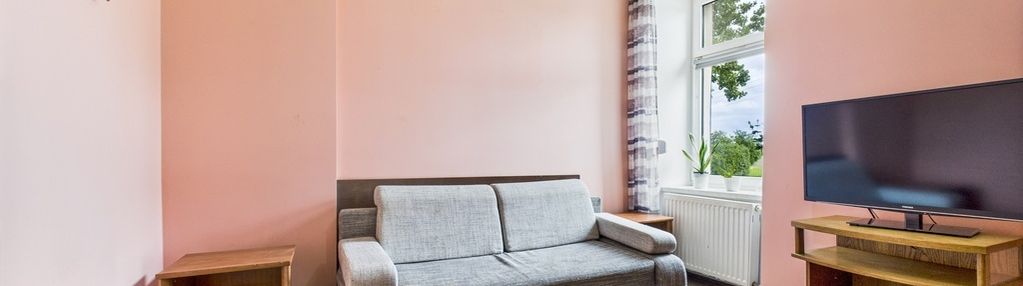 Na sprzedaż 2 pokoje + garaż + piwnica + ogródek