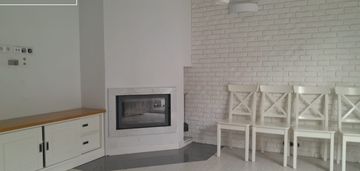 Szeregowiec skrajny 150 m²  – ogród, kominek