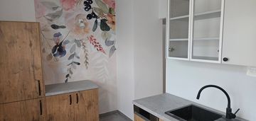 3 pokoje, i piętro, balkon, garaż, klimatyzacja