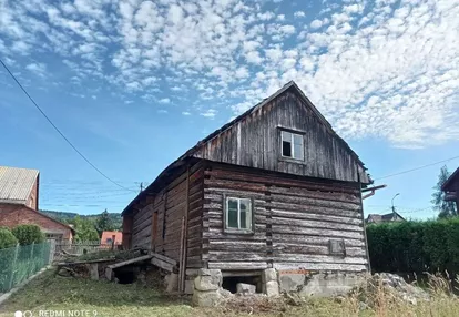 Stara chata z bali w górach/Beskidy/Zalew Żywiecki