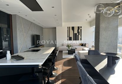 Panoramiczny apartament na 23 piętrze | złota 44
