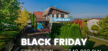 Charzykowy dom blisko jeziora.