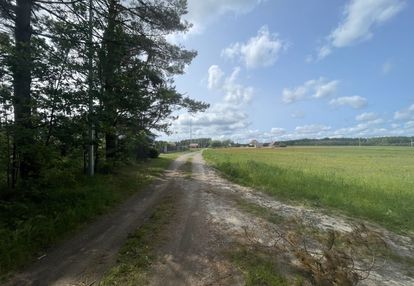 Działki z wz na 2 domy jednorodzinne