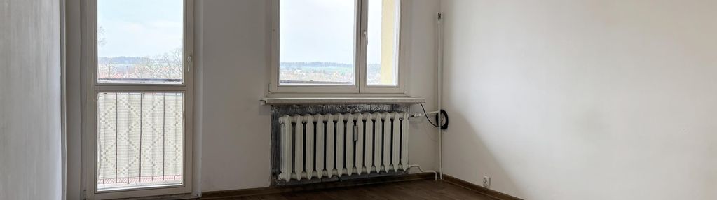 3 ustawne pokoje, ogrzewanie miejskie, balkon!
