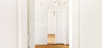 Lokal z widokiem na wawel i klimatyzacją | dietla