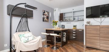 Jasna kawalerka blisko autobus tramwaj park wisła