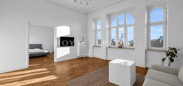 Apartament z historią w sercu warszawy