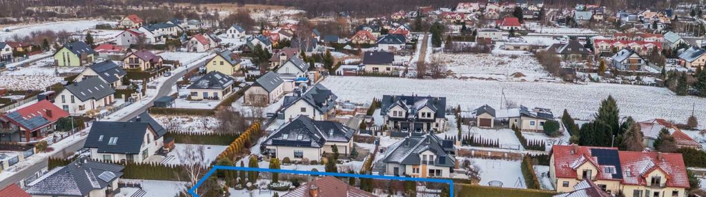 Dom wolnostojący w mostach