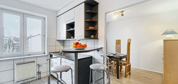 2-poziomowe/147m2/5 pokoi/bud. z 1999r.