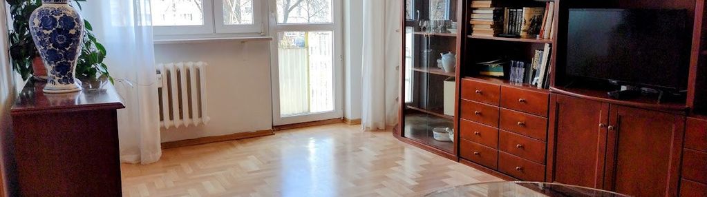 Sady żoliborskie, niski budynek, balkon + piwnica